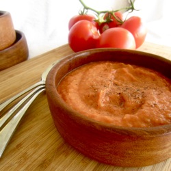 Roasted Tomato and Garlic Soup